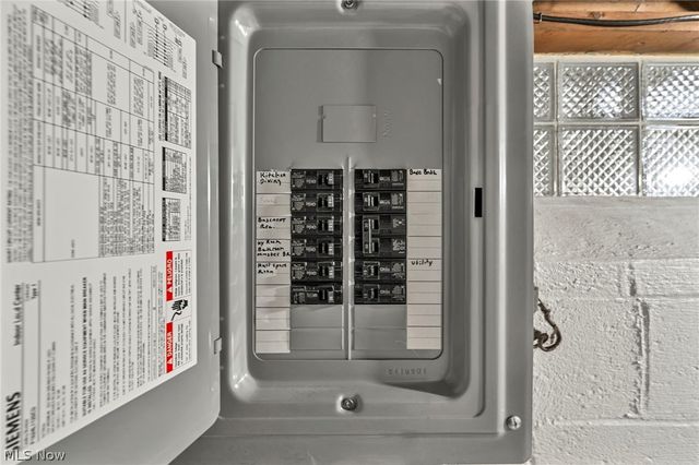 11908 Glamer Avenue, Parma, OH 44130