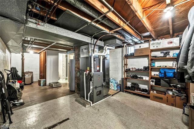 11908 Glamer Avenue, Parma, OH 44130