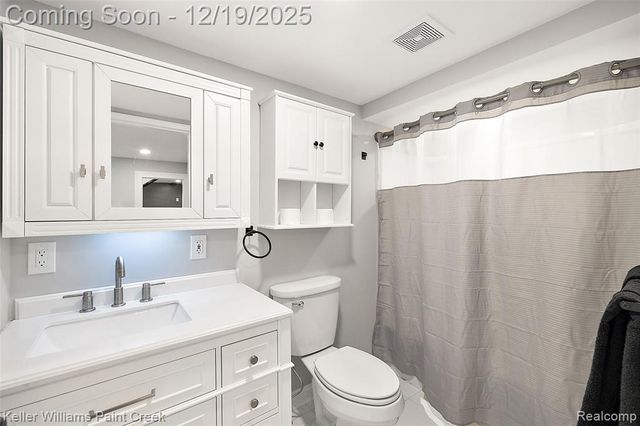 88 E Elmwood, Leonard, MI 48367