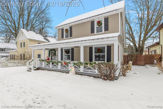 88 E Elmwood, Leonard, MI 48367