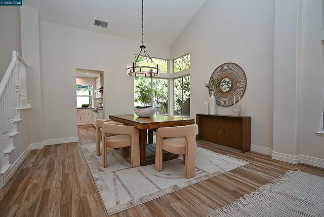 312 Sunset Dr, Danville, CA 94506