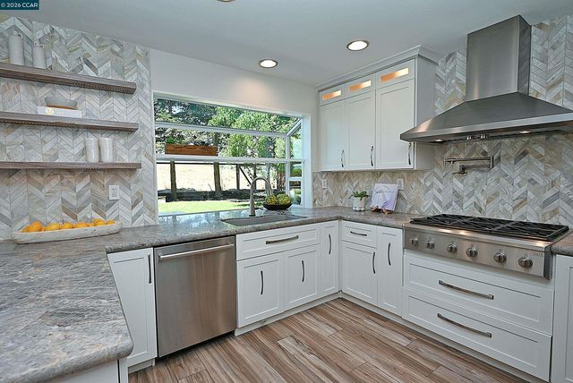 312 Sunset Dr, Danville, CA 94506