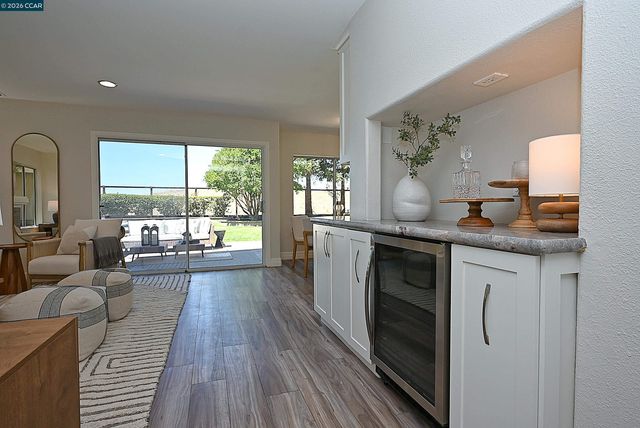 312 Sunset Dr, Danville, CA 94506