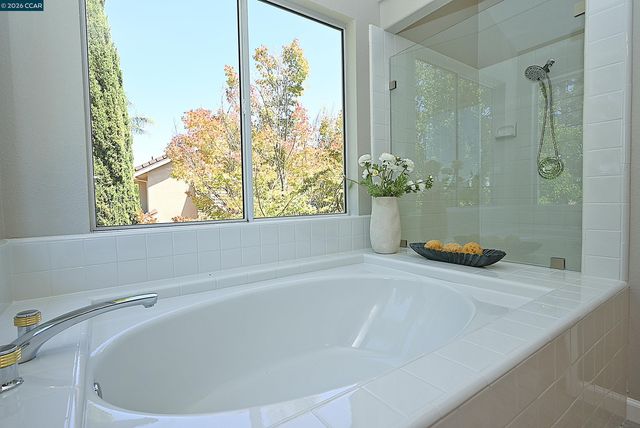 312 Sunset Dr, Danville, CA 94506