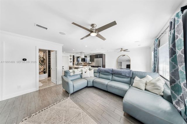 1721 SW 35th Ave, Fort Lauderdale, FL 33312