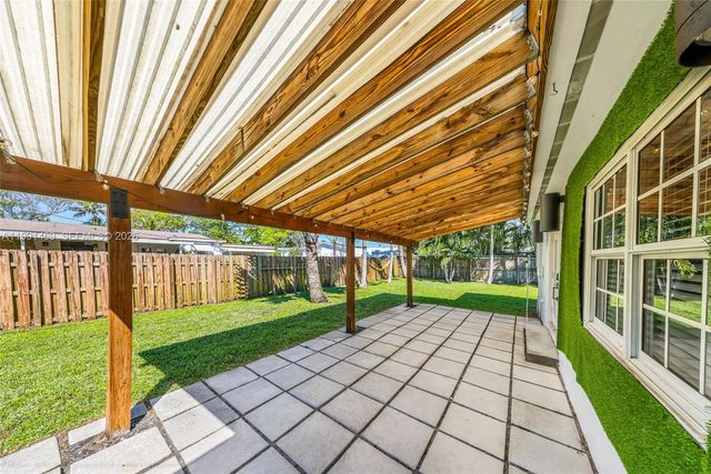 1721 SW 35th Ave, Fort Lauderdale, FL 33312