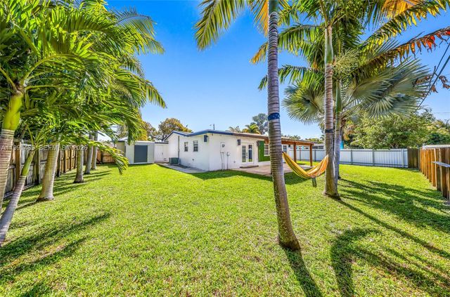 1721 SW 35th Ave, Fort Lauderdale, FL 33312