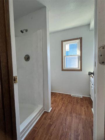 730 Guthrie Avenue, Des Moines, IA 50316