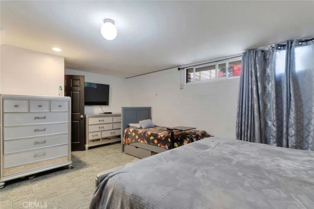 10231 Independence, Chatsworth, CA 91311