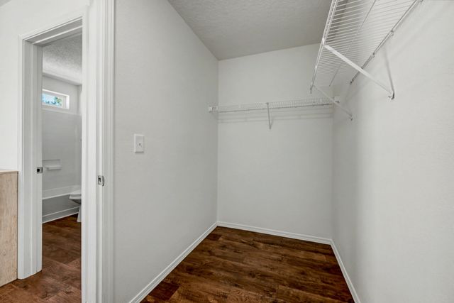 84 Sunset Canyon Lane, Santa Fe, NM 87508