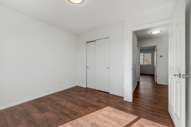 84 Sunset Canyon Lane, Santa Fe, NM 87508