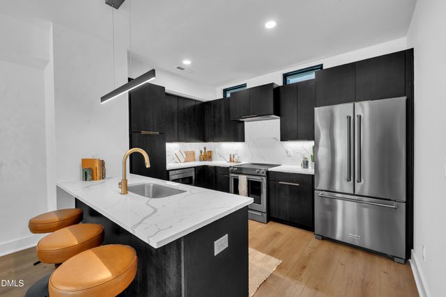 512 Gordon Street 304, Durham, NC 27701