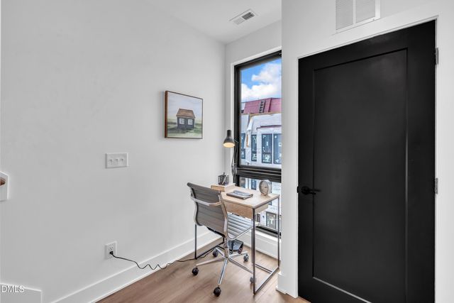 512 Gordon Street 304, Durham, NC 27701