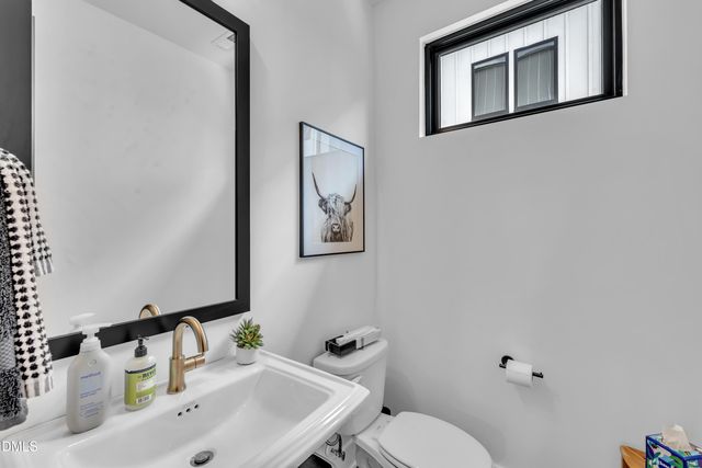 512 Gordon Street 304, Durham, NC 27701