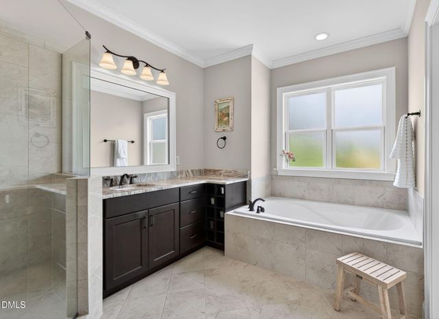 1009 Kensley Hvn Court, Cary, NC 27519