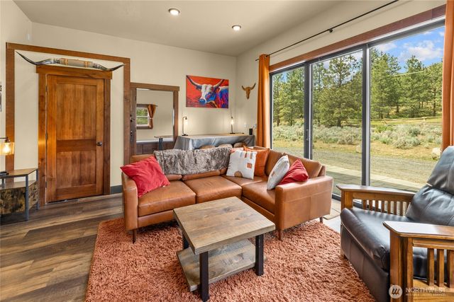6750 Secret Canyon Road, Ellensburg, WA 98926