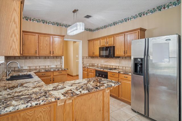 2008 Devin Lane, Lewisville, TX 75067