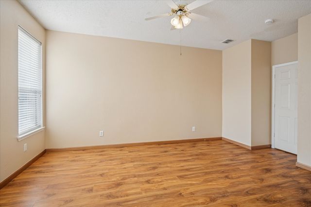 2008 Devin Lane, Lewisville, TX 75067