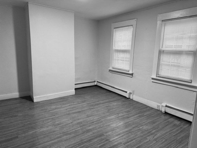 281 E Merrimack St 1, Lowell, MA 01852