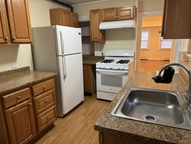 281 E Merrimack St 1, Lowell, MA 01852
