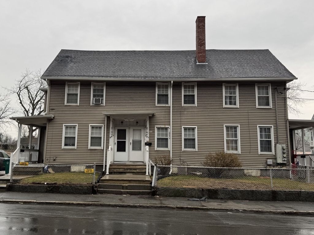 281 E Merrimack St 1, Lowell, MA 01852
