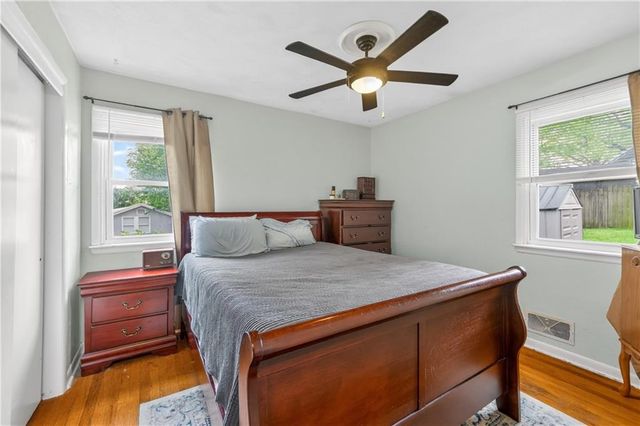 110 N ridge Avenue, Liberty, MO 64068