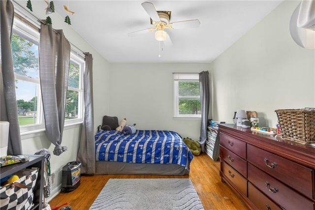 110 N ridge Avenue, Liberty, MO 64068