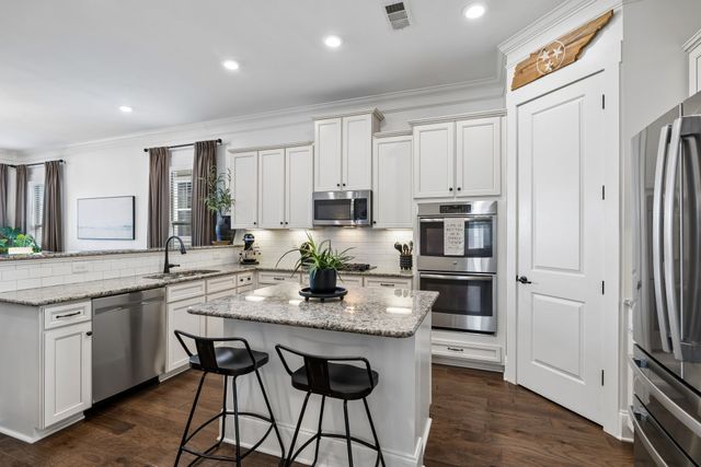 2868 Americus Dr, Thompsons Station, TN 37179