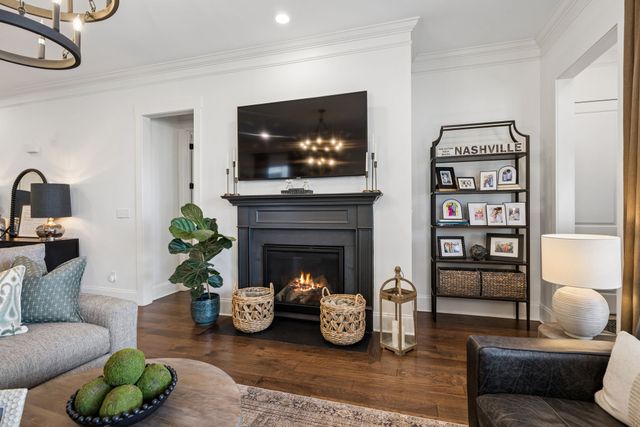 2868 Americus Dr, Thompsons Station, TN 37179