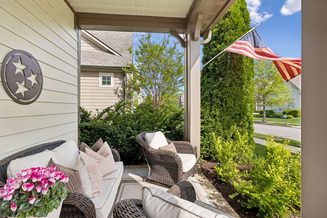 2868 Americus Dr, Thompsons Station, TN 37179