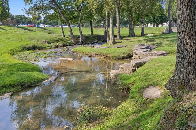 2868 Americus Dr, Thompsons Station, TN 37179