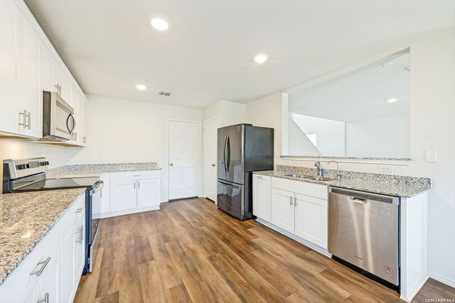 6007 BLUESTEM WAY, San Antonio, TX 78218