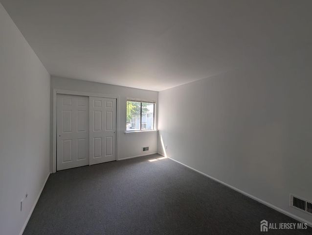 44 Davids Court, South Brunswick, NJ 08810