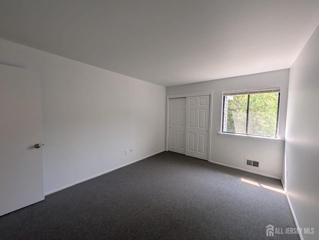 44 Davids Court, South Brunswick, NJ 08810