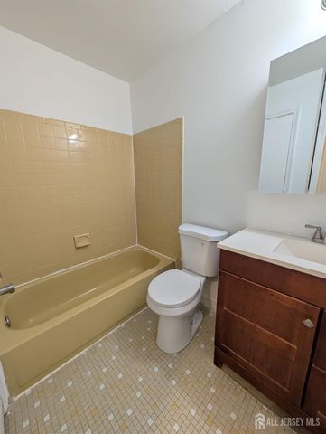 44 Davids Court, South Brunswick, NJ 08810