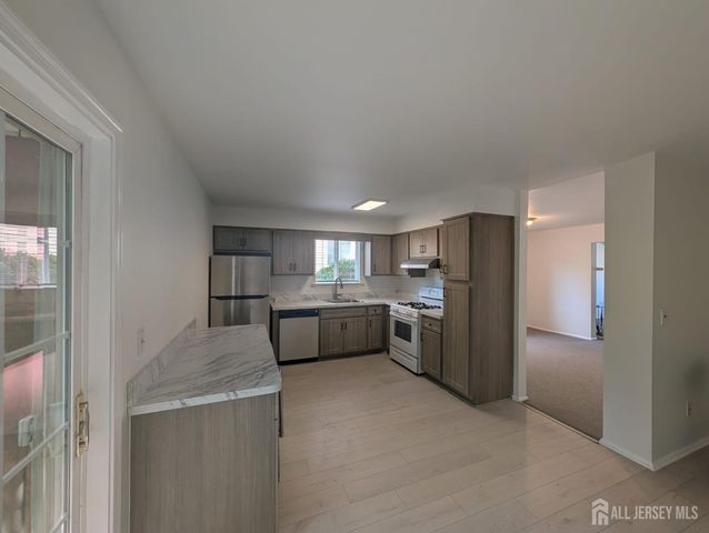 44 Davids Court, South Brunswick, NJ 08810