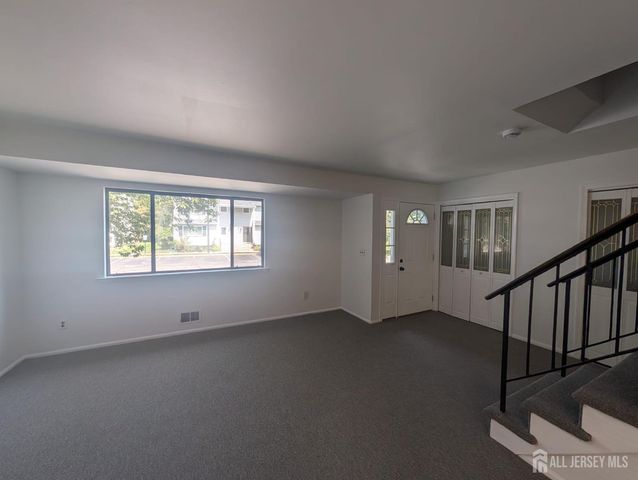 44 Davids Court, South Brunswick, NJ 08810