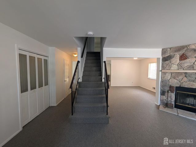 44 Davids Court, South Brunswick, NJ 08810