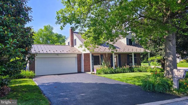 71 COVINGTON DR, Shrewsbury, PA 17361