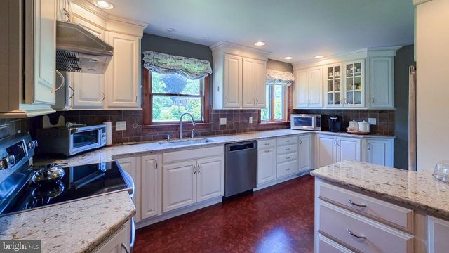 71 COVINGTON DR, Shrewsbury, PA 17361