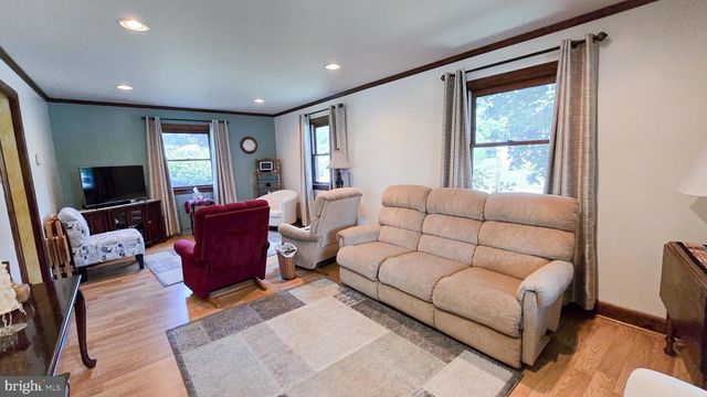 71 COVINGTON DR, Shrewsbury, PA 17361