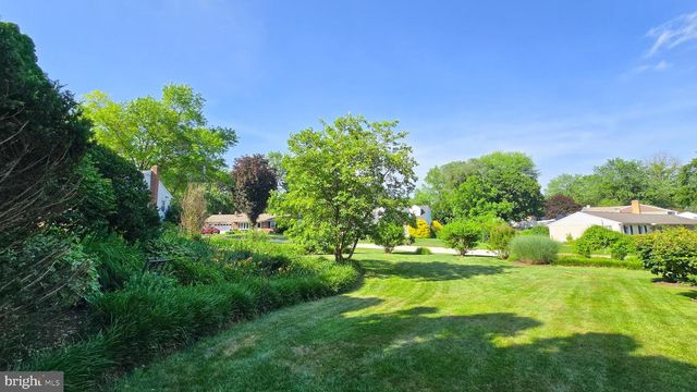 71 COVINGTON DR, Shrewsbury, PA 17361