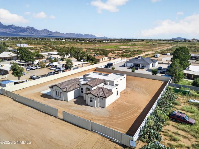 5581 Melody Lane Lane, Las Cruces, NM 88012