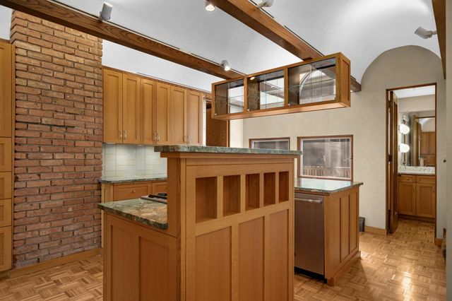 2418 W 22nd Street, Minneapolis, MN 55405