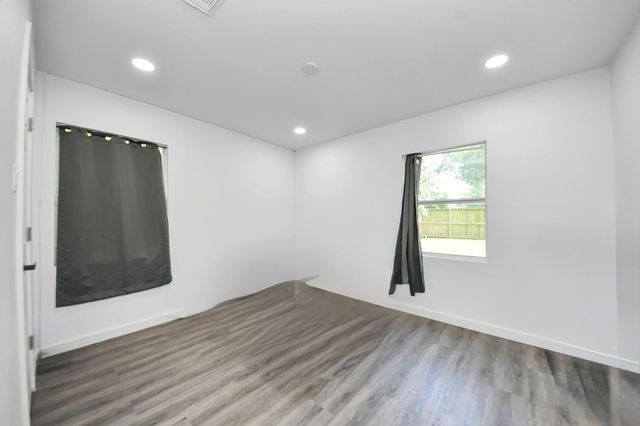 3330 Dulcrest Street, Houston, TX 77051