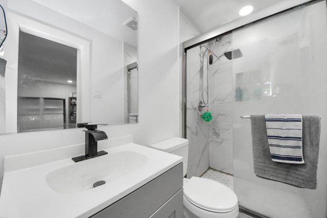 3330 Dulcrest Street, Houston, TX 77051