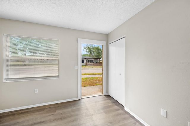 1221 E COURT STREET, Tarpon Springs, FL 34689