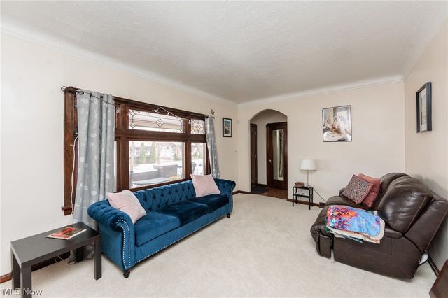 5601 Delora Avenue, Cleveland, OH 44144