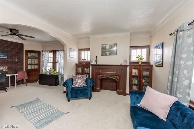 5601 Delora Avenue, Cleveland, OH 44144