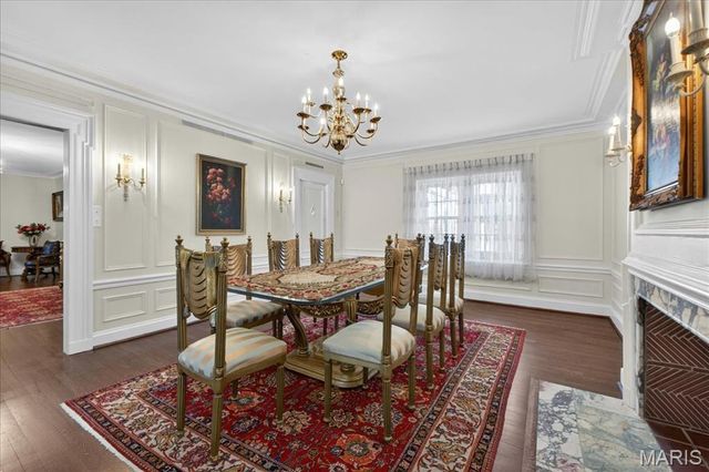 1601 S Warson Road, Ladue, MO 63124